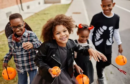 10 easy DIY Halloween decorations that will spook your guests